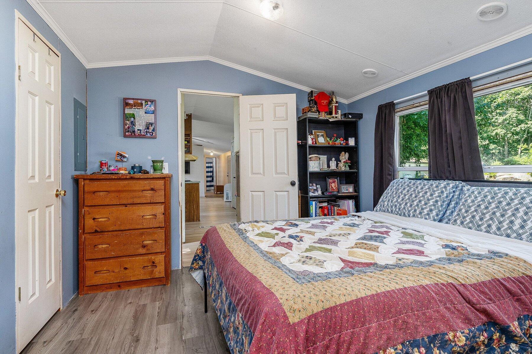 12 Allen Avenue