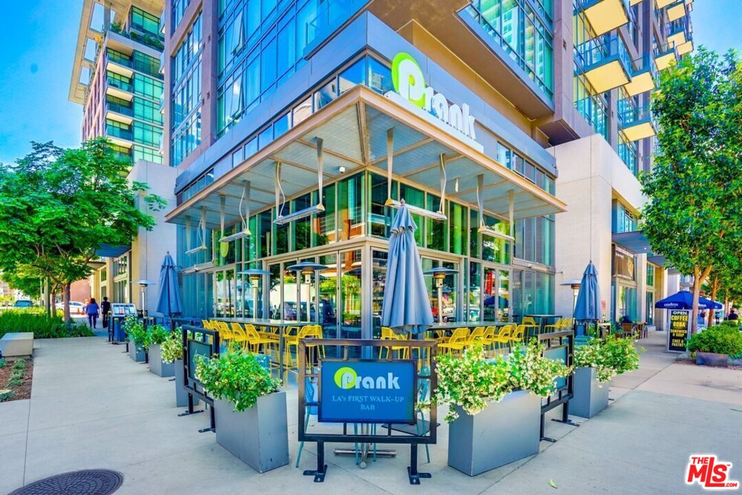 1100 S Hope St Unit: 1407