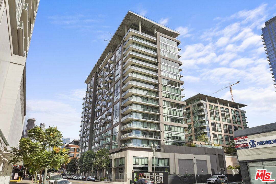 1100 S Hope St Unit: 511