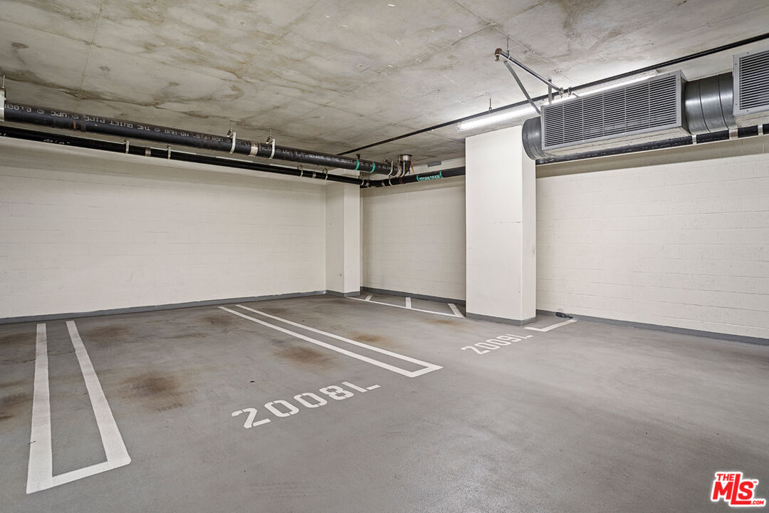 1100 S Hope St Unit: 511