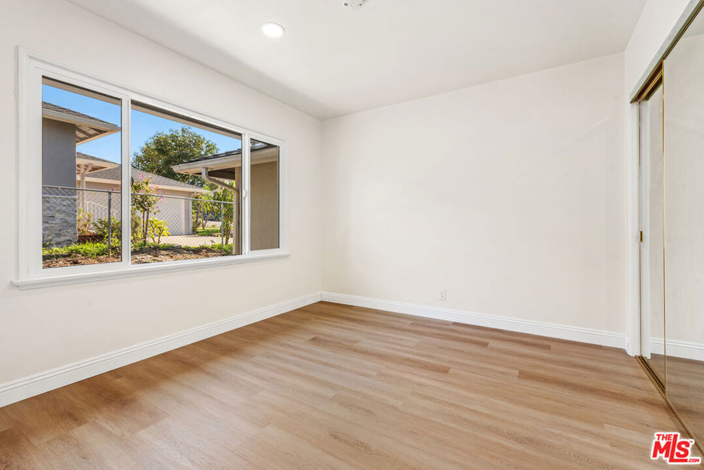 5437 Manitowac Drive