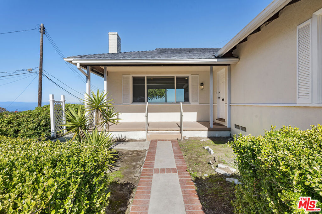 5437 Manitowac Drive