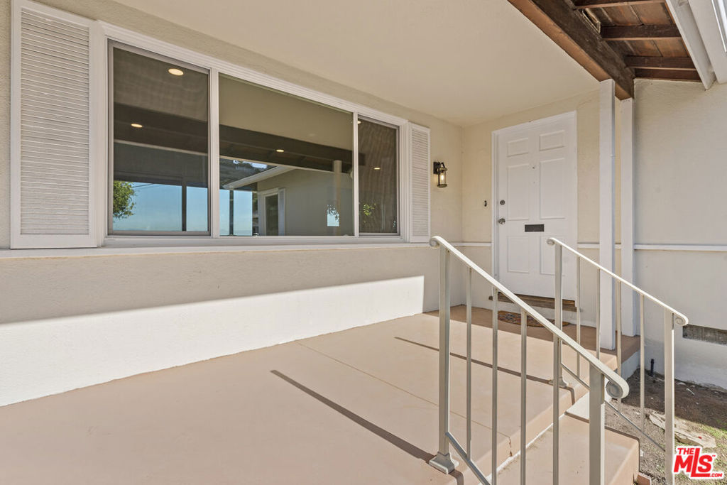 5437 Manitowac Drive