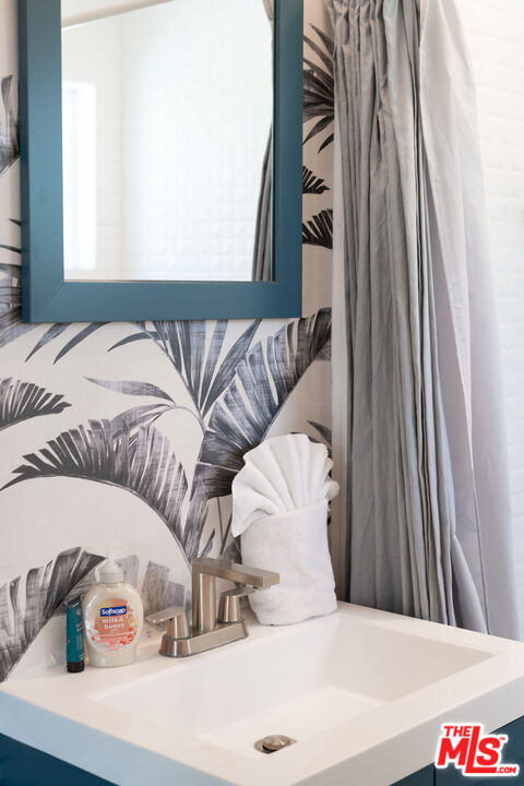 3760 E Camino San Simeon