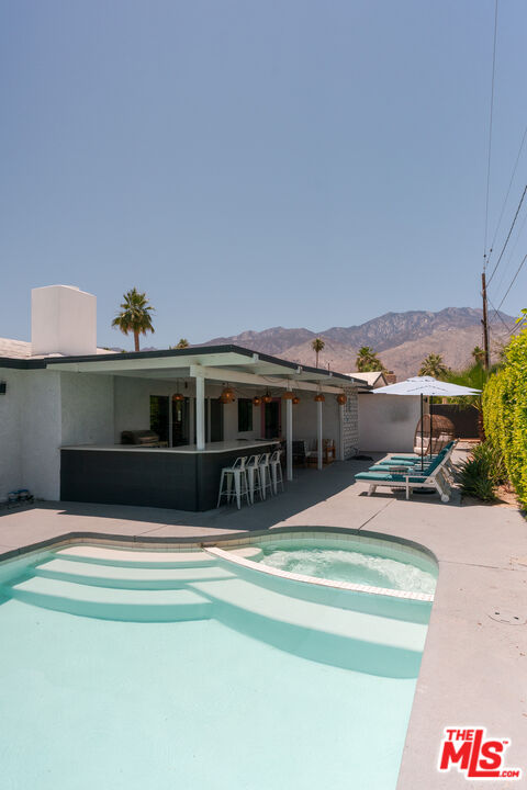 3760 E Camino San Simeon