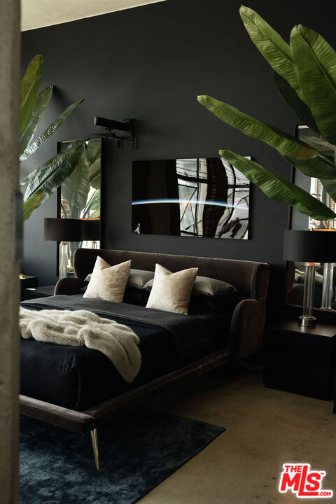 315 E 8th St Unit: 1105