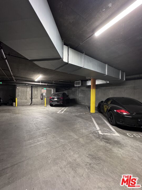 315 E 8th St Unit: 1105