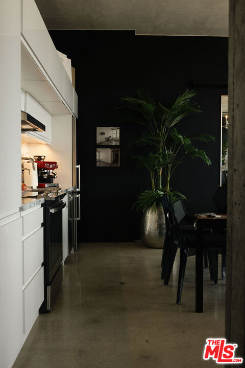 315 E 8th St Unit: 1105