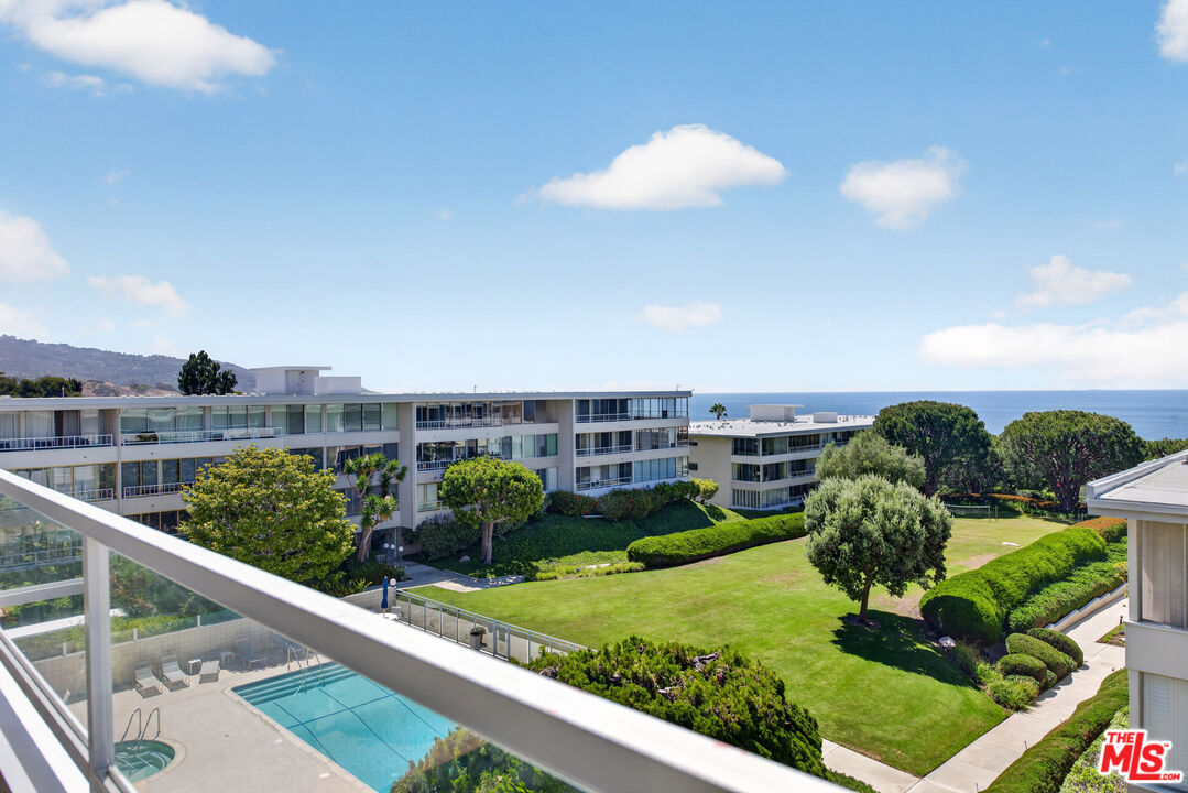 32646 Coastsite Dr Unit: 202