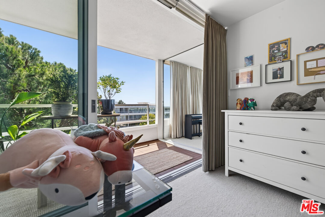 32646 Coastsite Dr Unit: 202