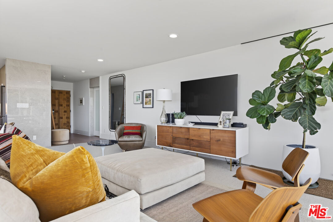 32646 Coastsite Dr Unit: 202