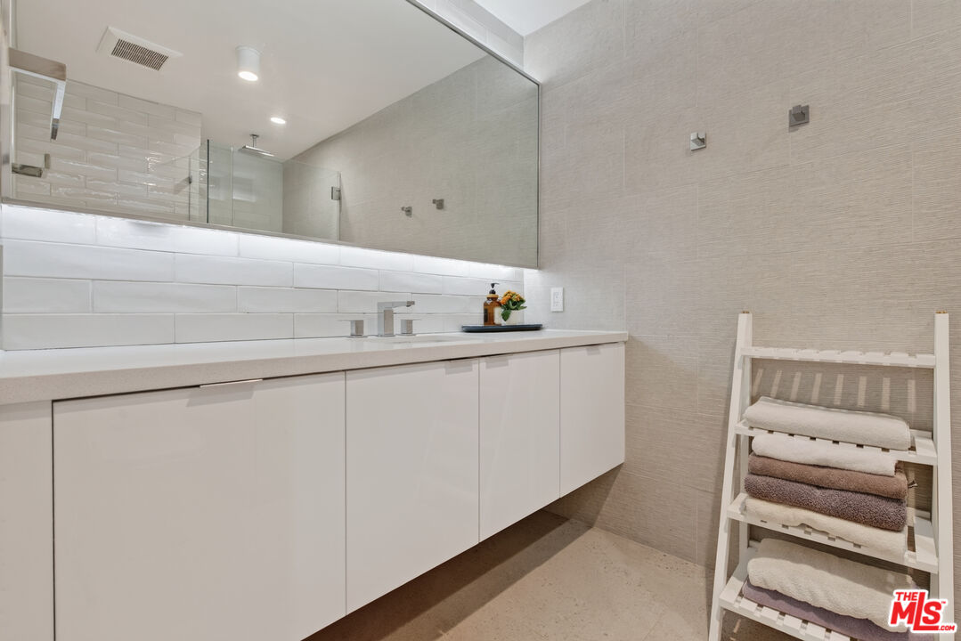 32646 Coastsite Dr Unit: 202
