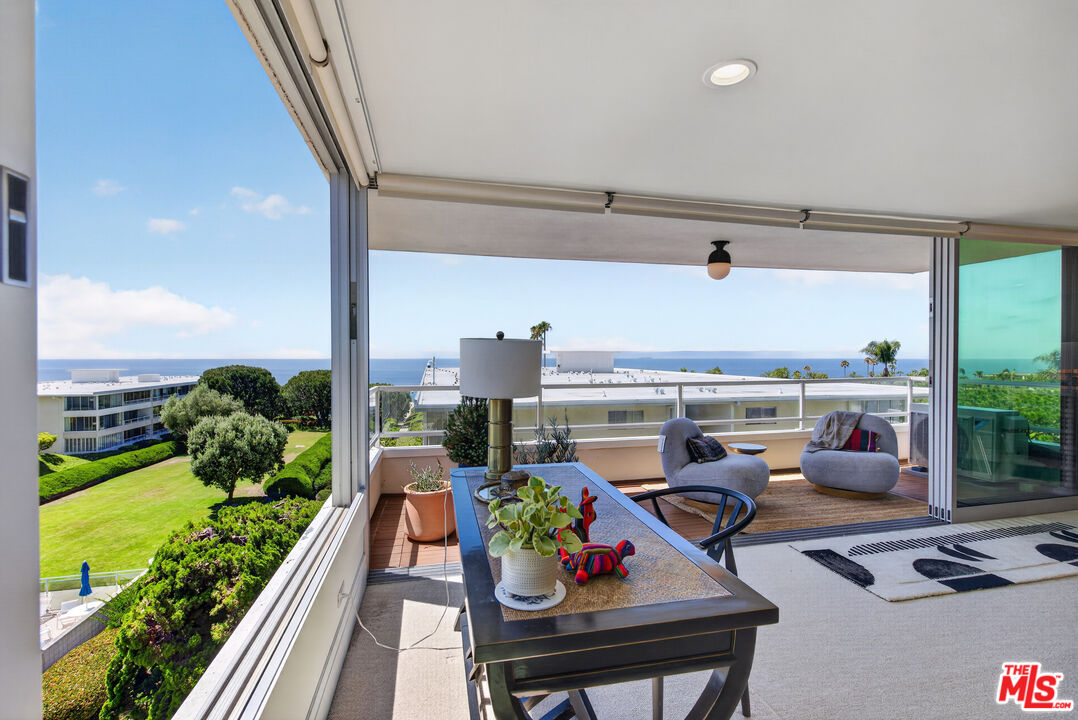 32646 Coastsite Dr Unit: 202