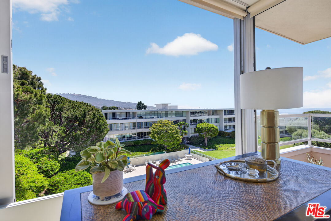 32646 Coastsite Dr Unit: 202