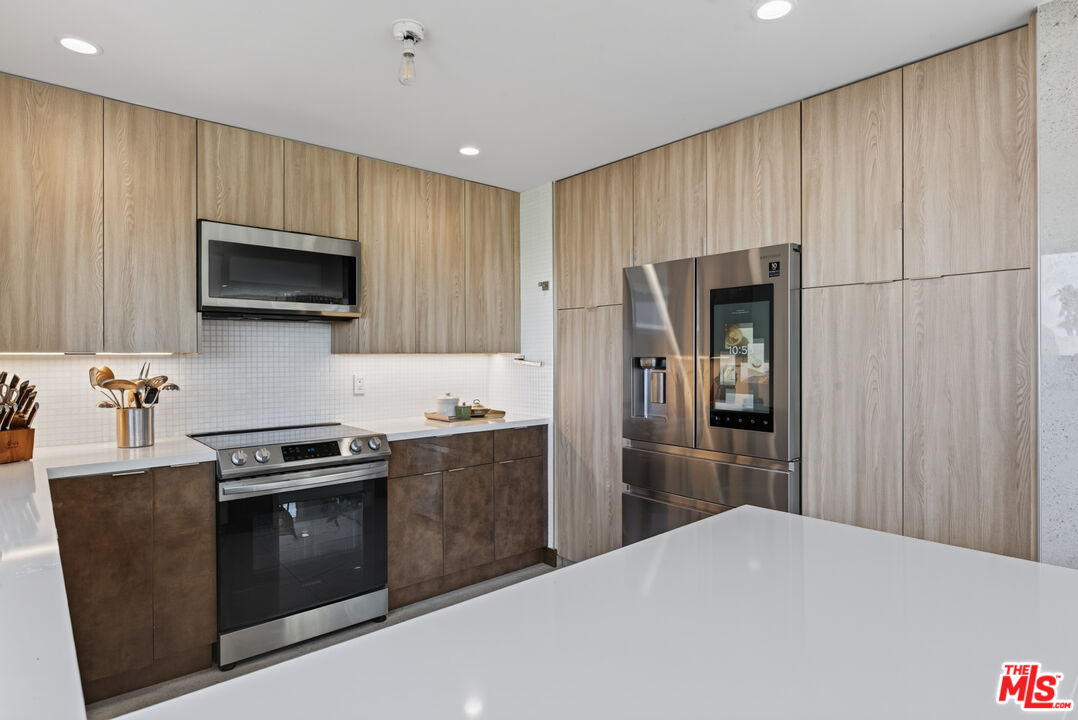 32646 Coastsite Dr Unit: 202