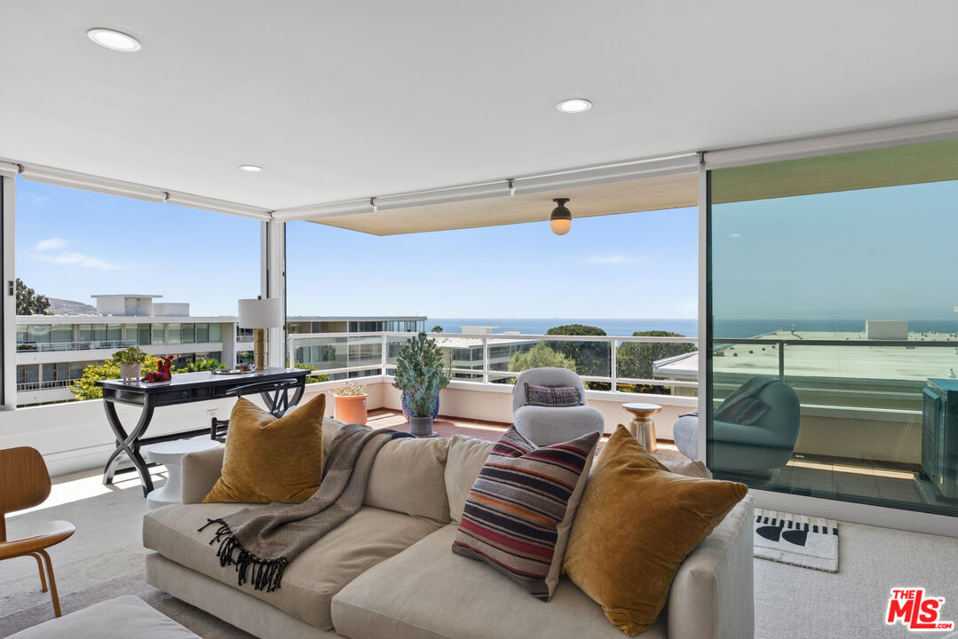 32646 Coastsite Dr Unit: 202