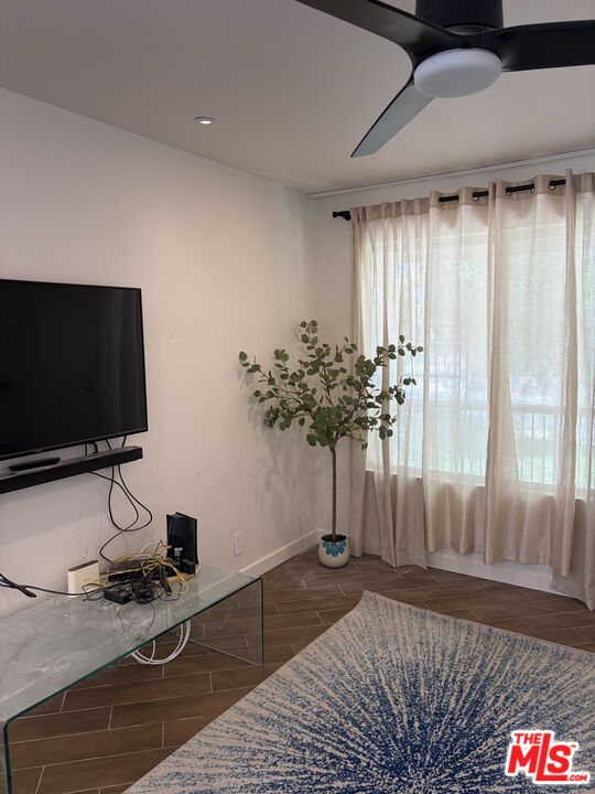 64285 Spyglass Ave Unit: 16
