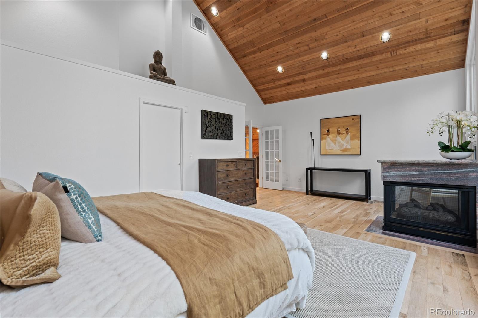 5396 Bear Mountain