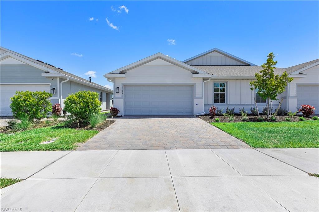 17639 Wild Iris LN