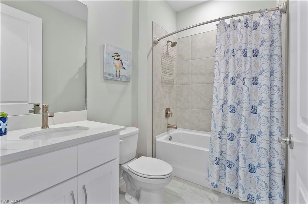 17911 Shade Tree LOOP