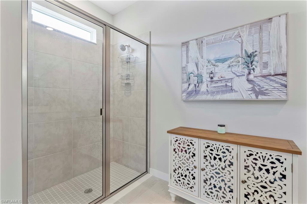 17911 Shade Tree LOOP