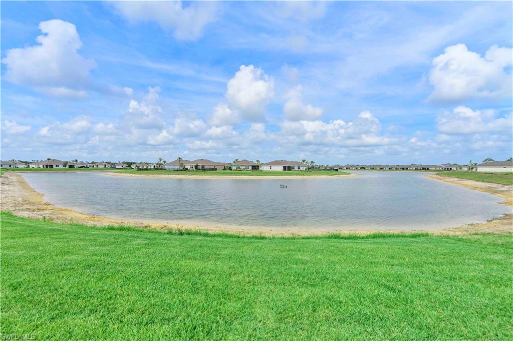 17911 Shade Tree LOOP