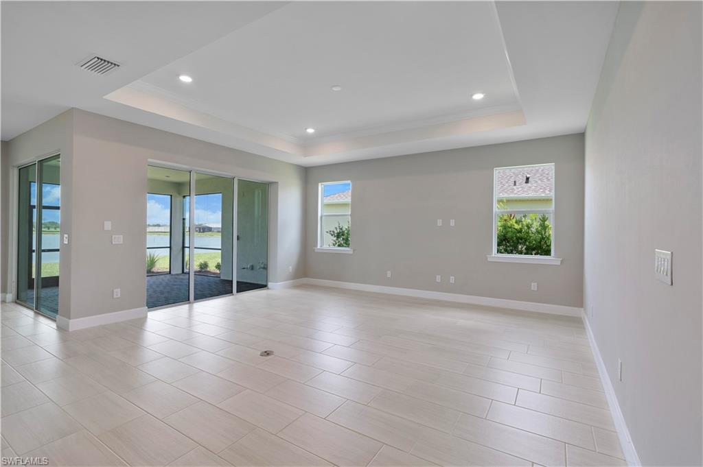 16056 Shoreline Drive