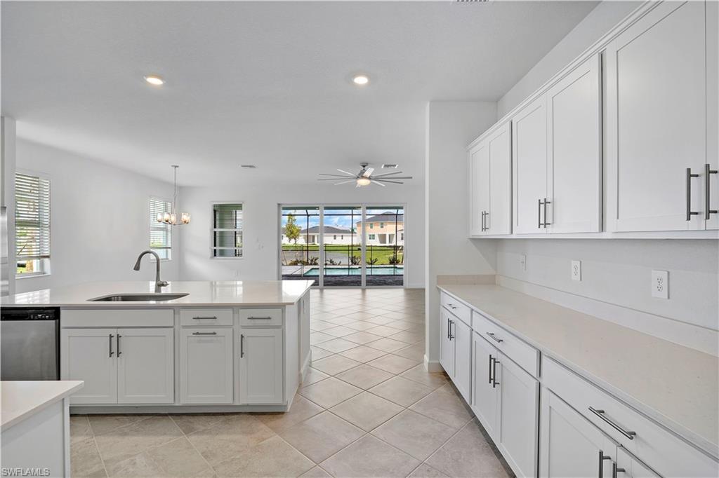 15078 White Pearl RD