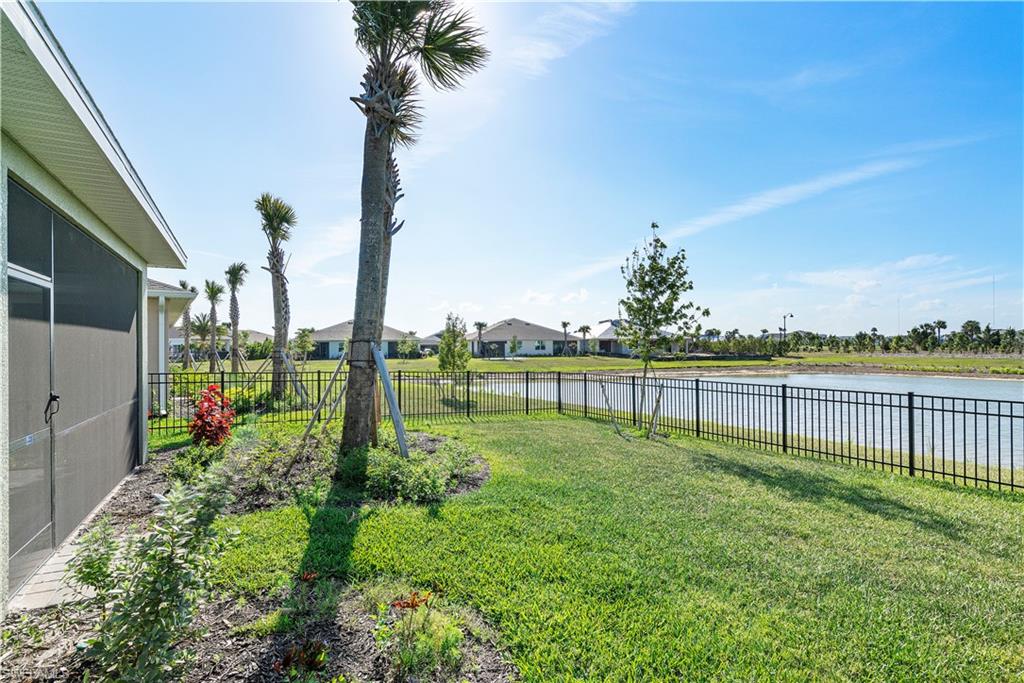 43847 Blue Heron LN