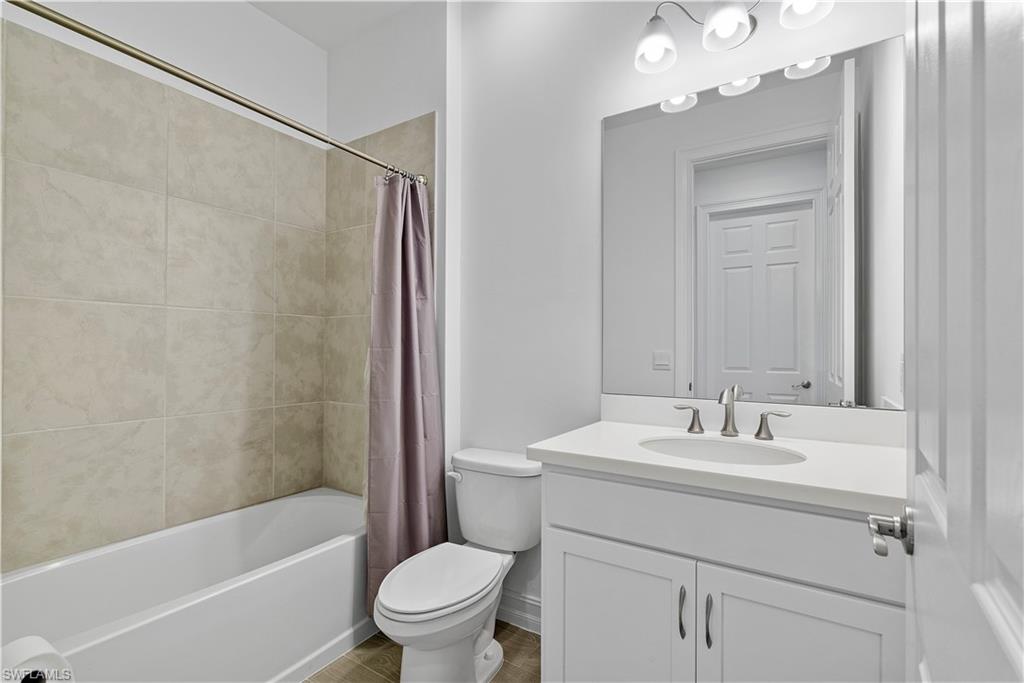 43847 Blue Heron LN