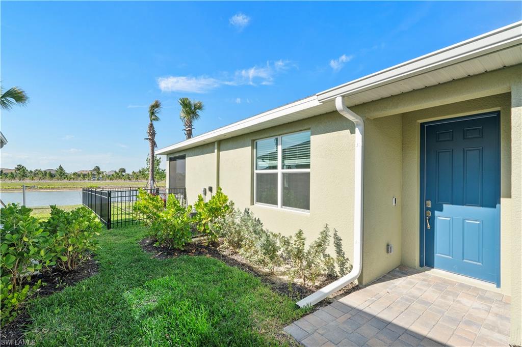 43847 Blue Heron LN