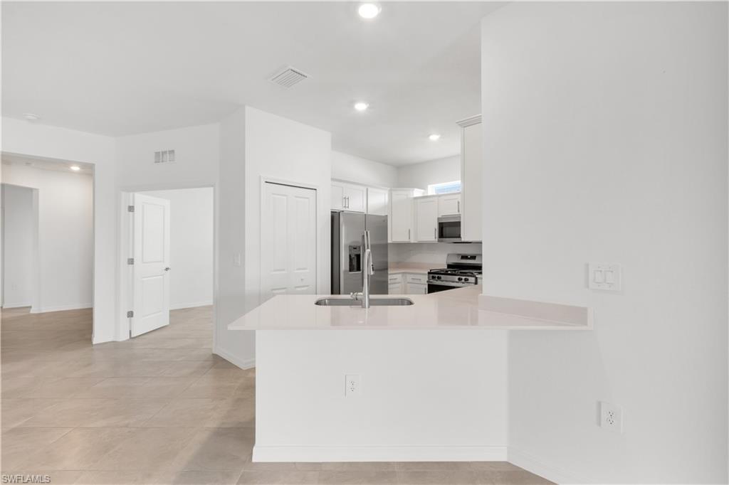 14712 White Pearl RD