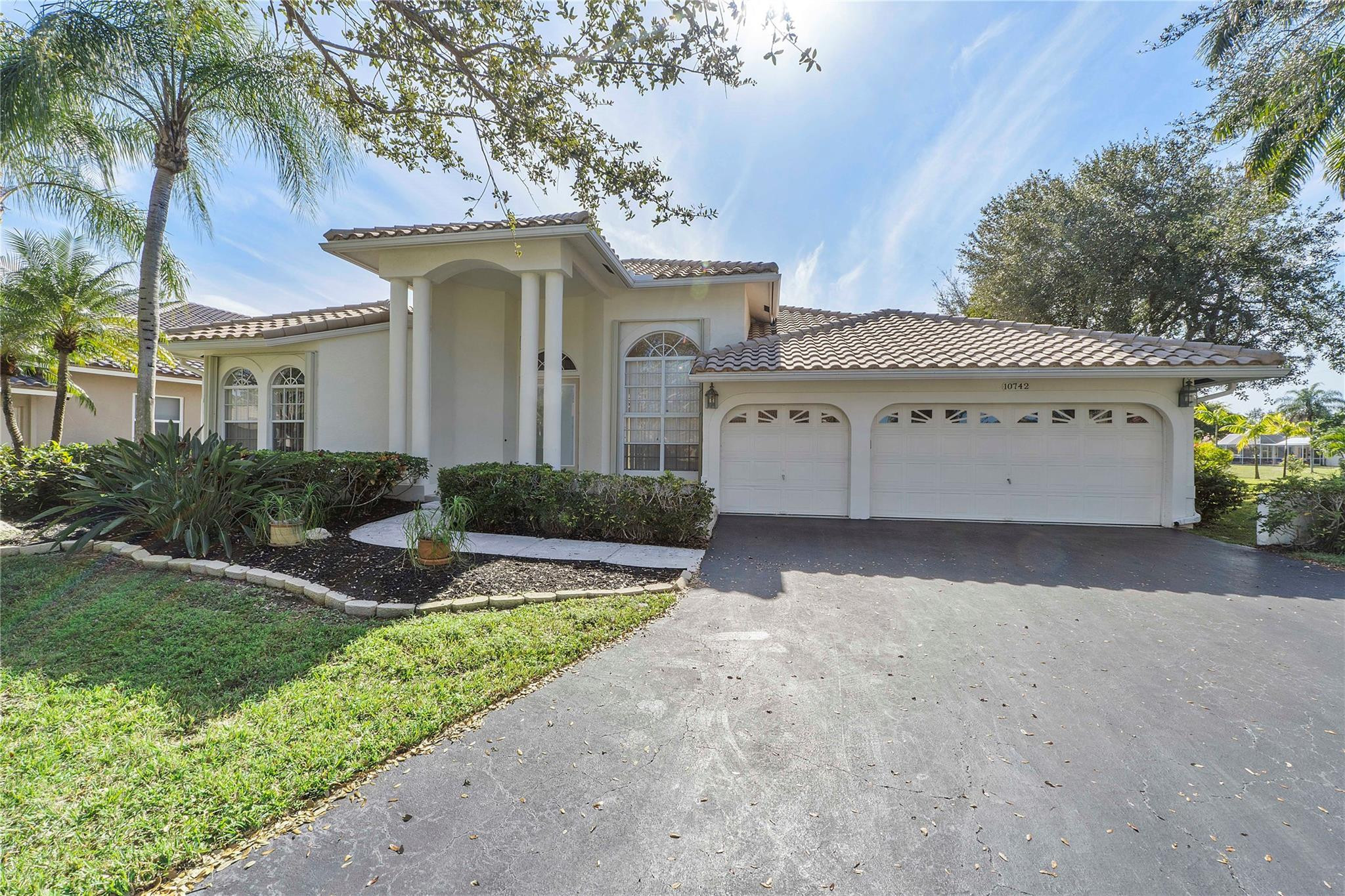 10742 NW 49th Mnr