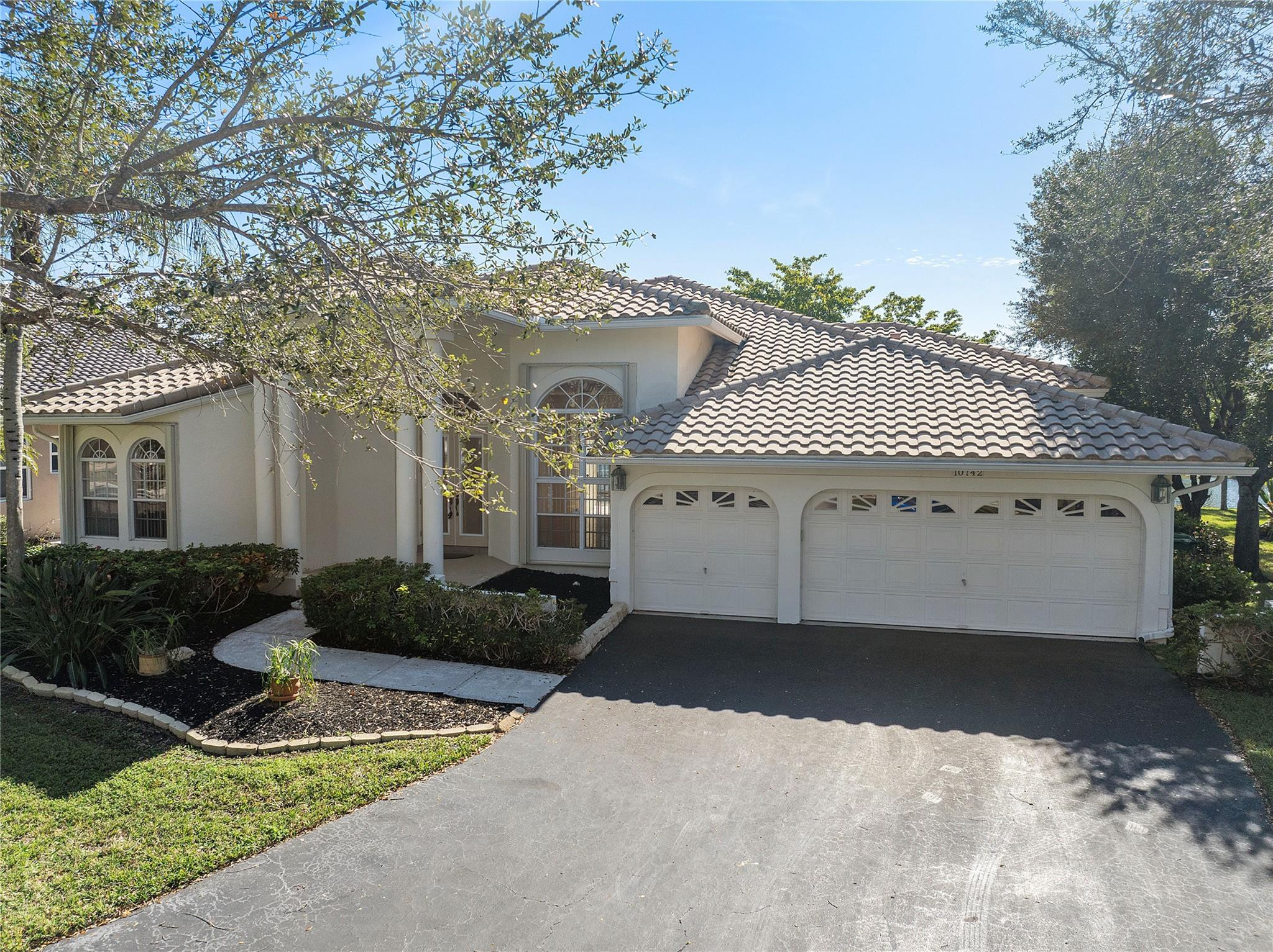 10742 NW 49th Mnr