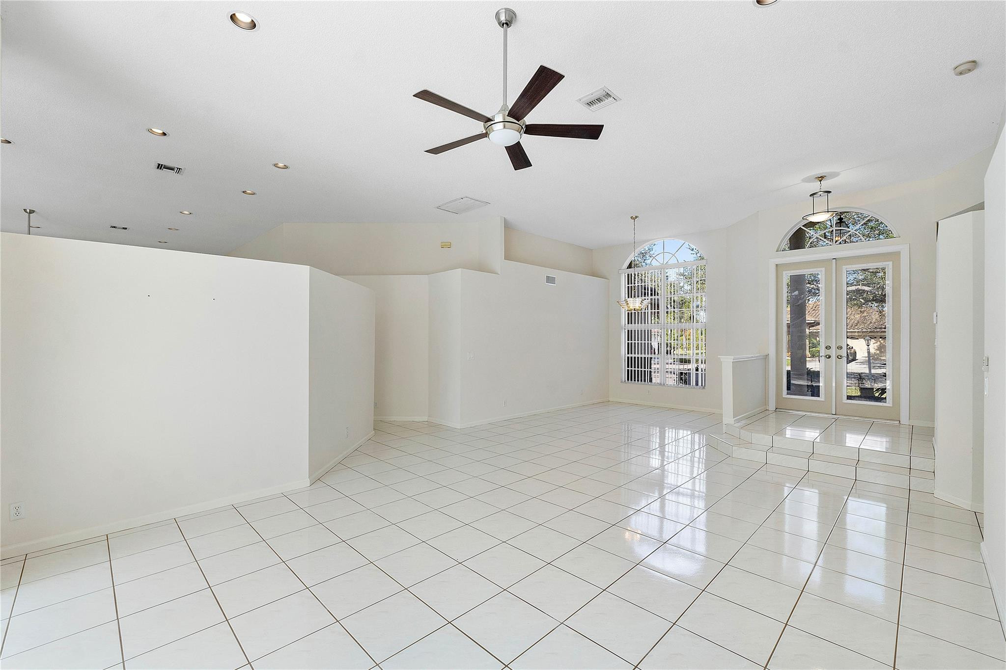10742 NW 49th Mnr