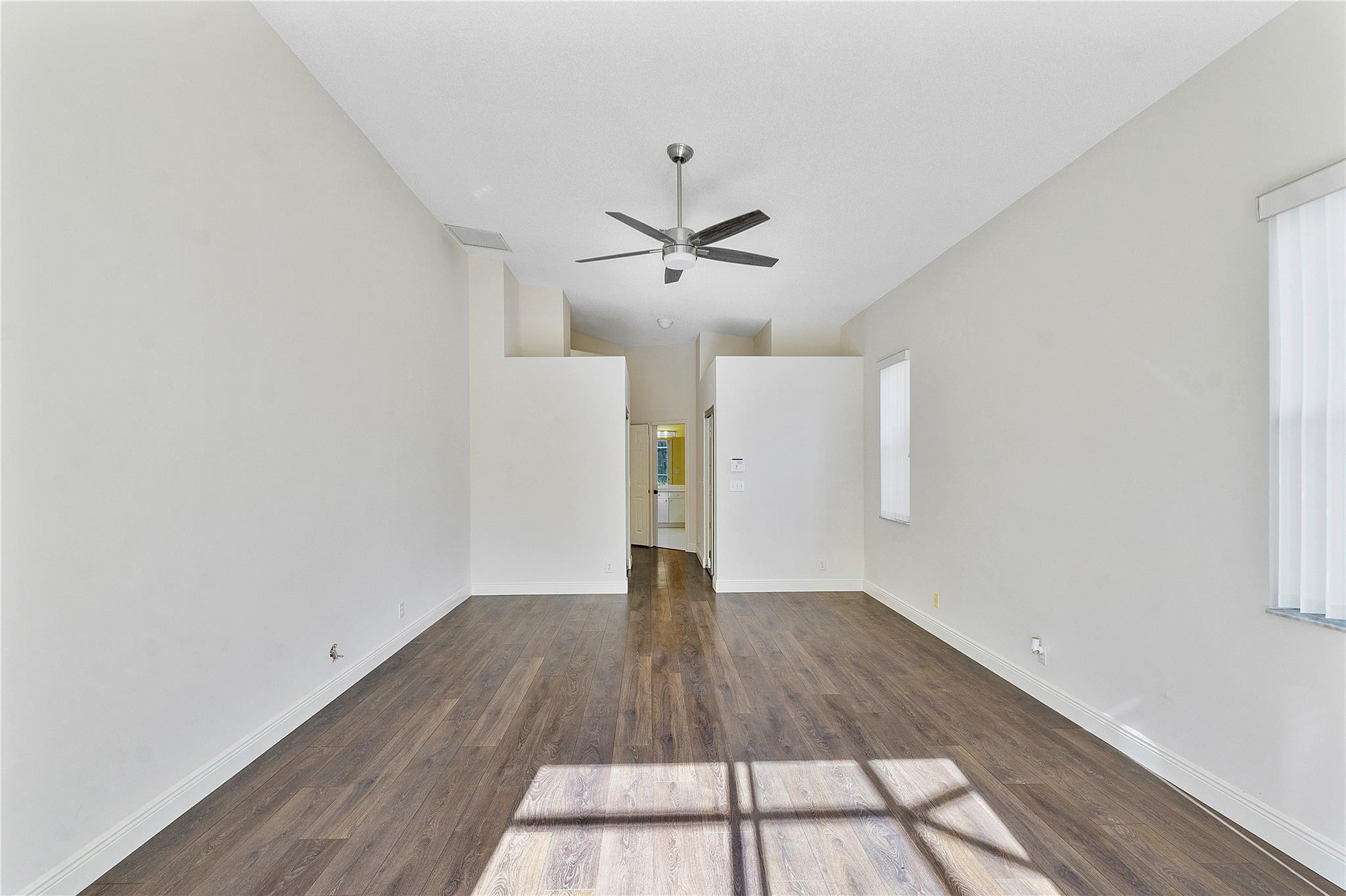 10742 NW 49th Mnr