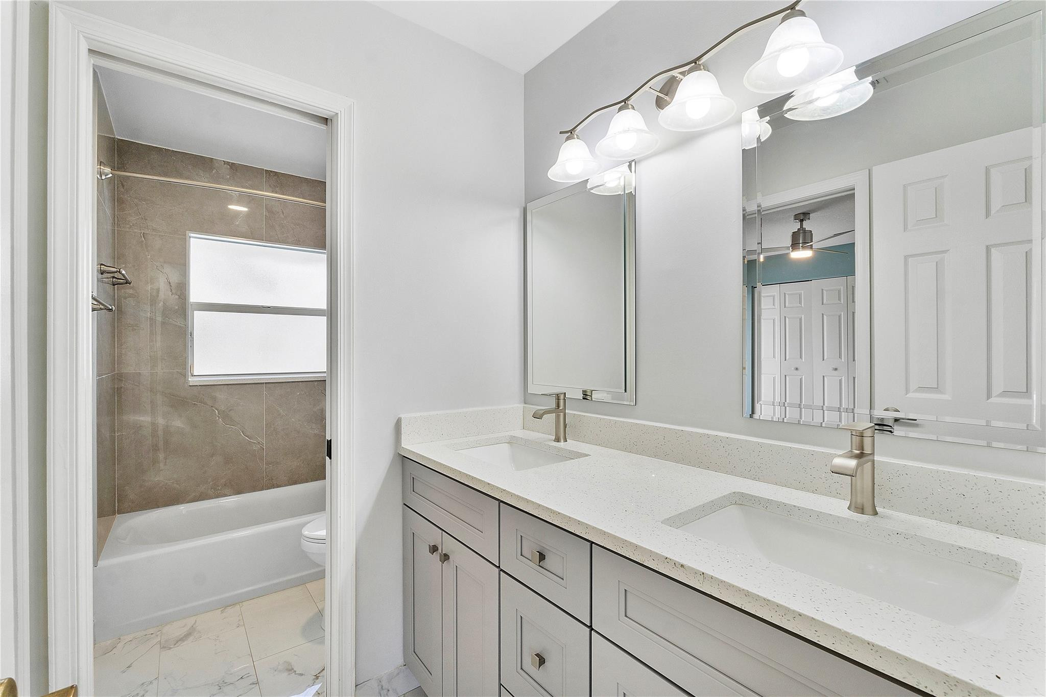 10742 NW 49th Mnr