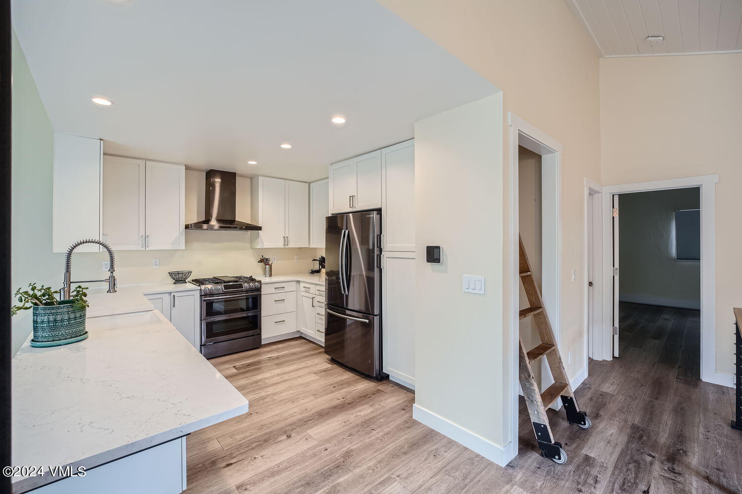 221 stone creek Drive, 2