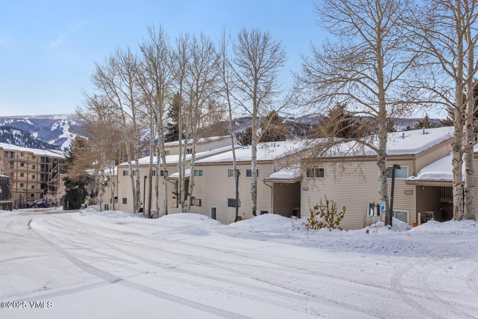414 W Beaver Creek B-21