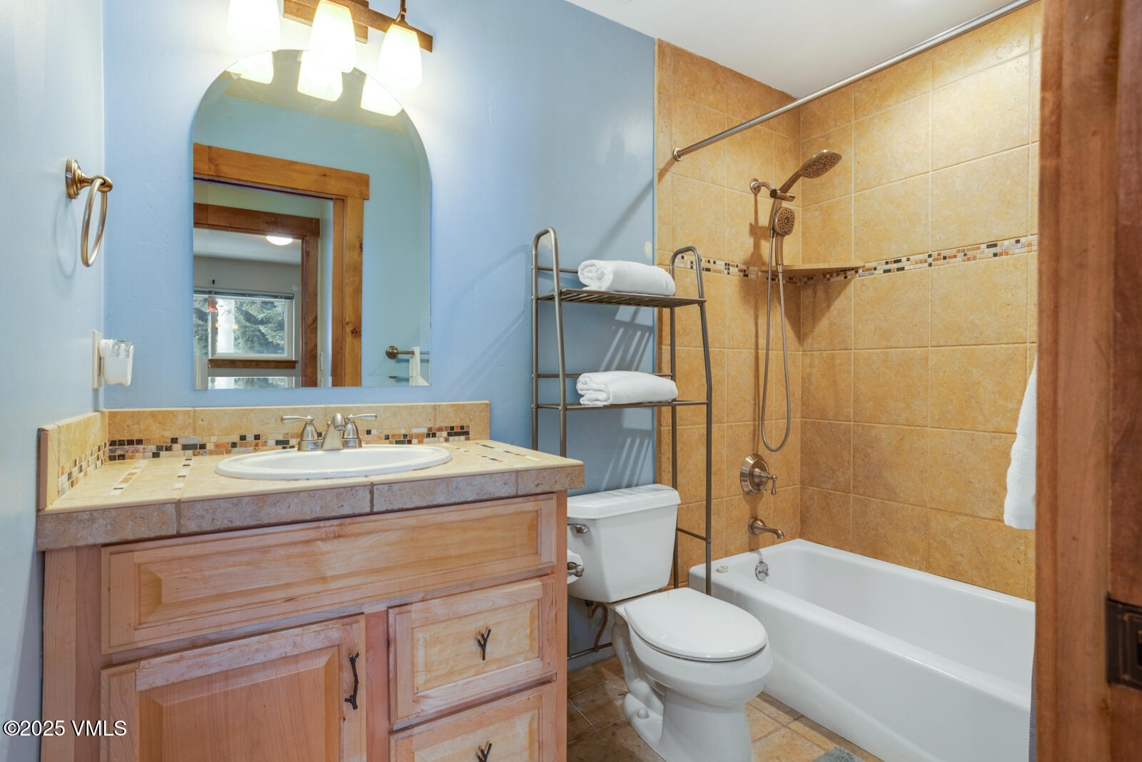 414 W Beaver Creek B-21