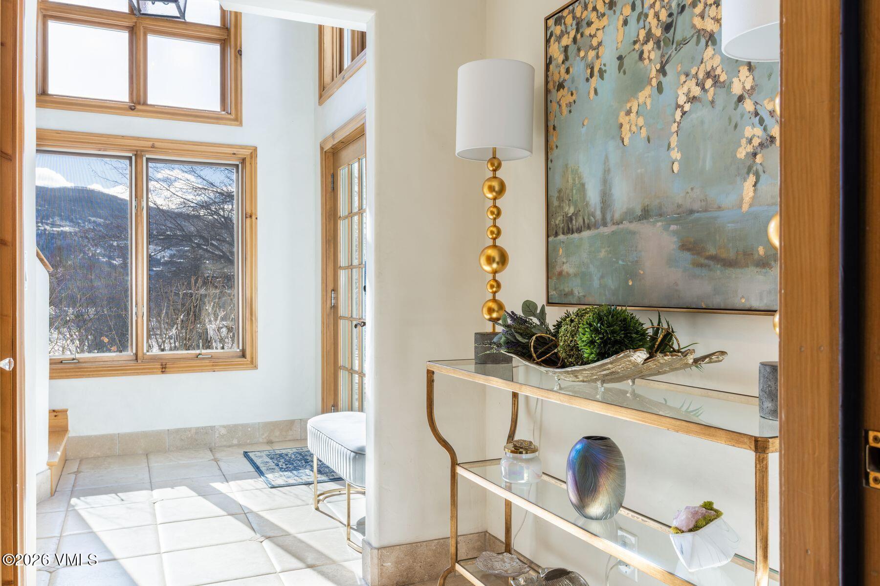 21 Hackamore Road W