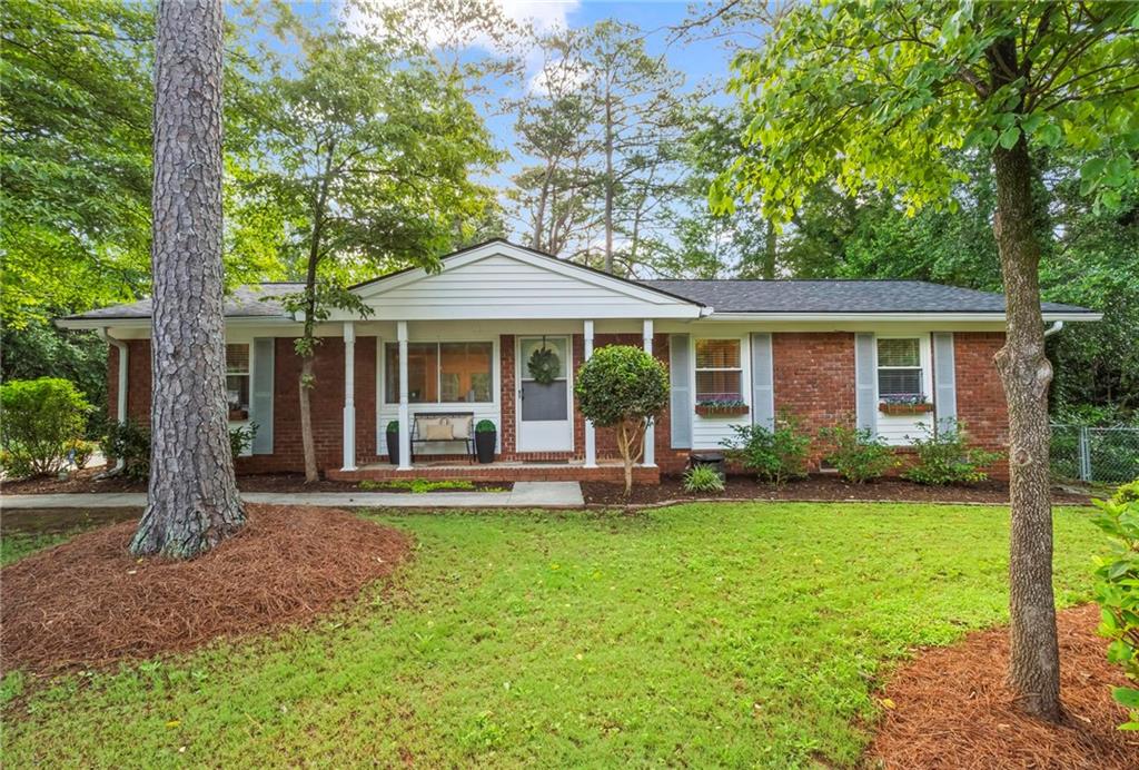 2703 Carolyn Drive SE