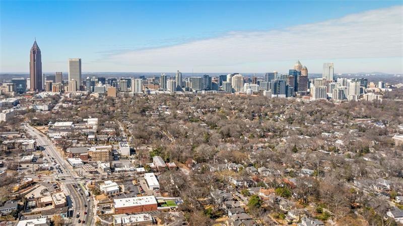 513 Saint Charles Avenue NE