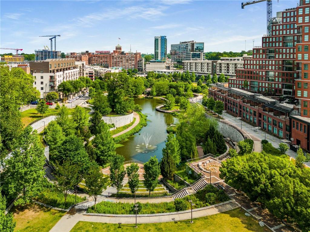 513 Saint Charles Avenue NE