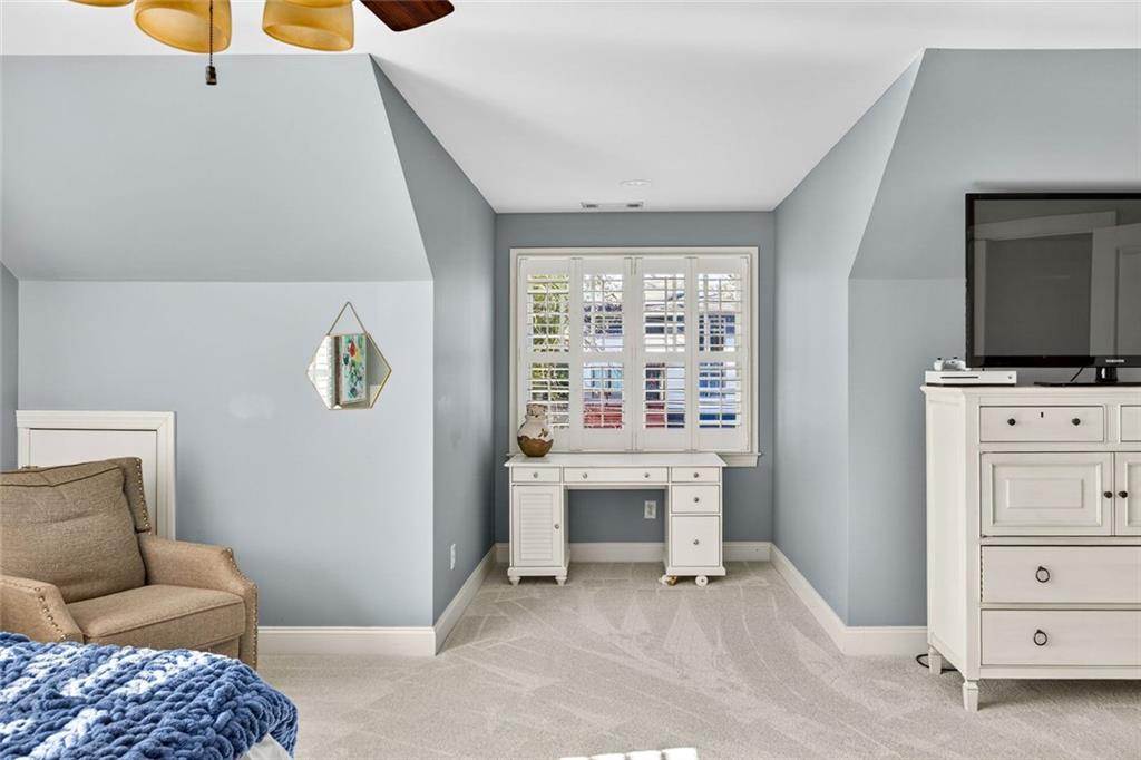 1759 NE Beacon Hill Boulevard NE