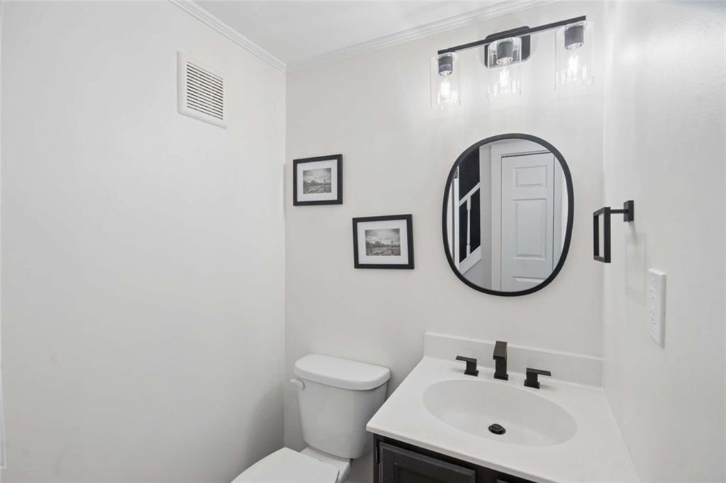 3504 Castlehill Court