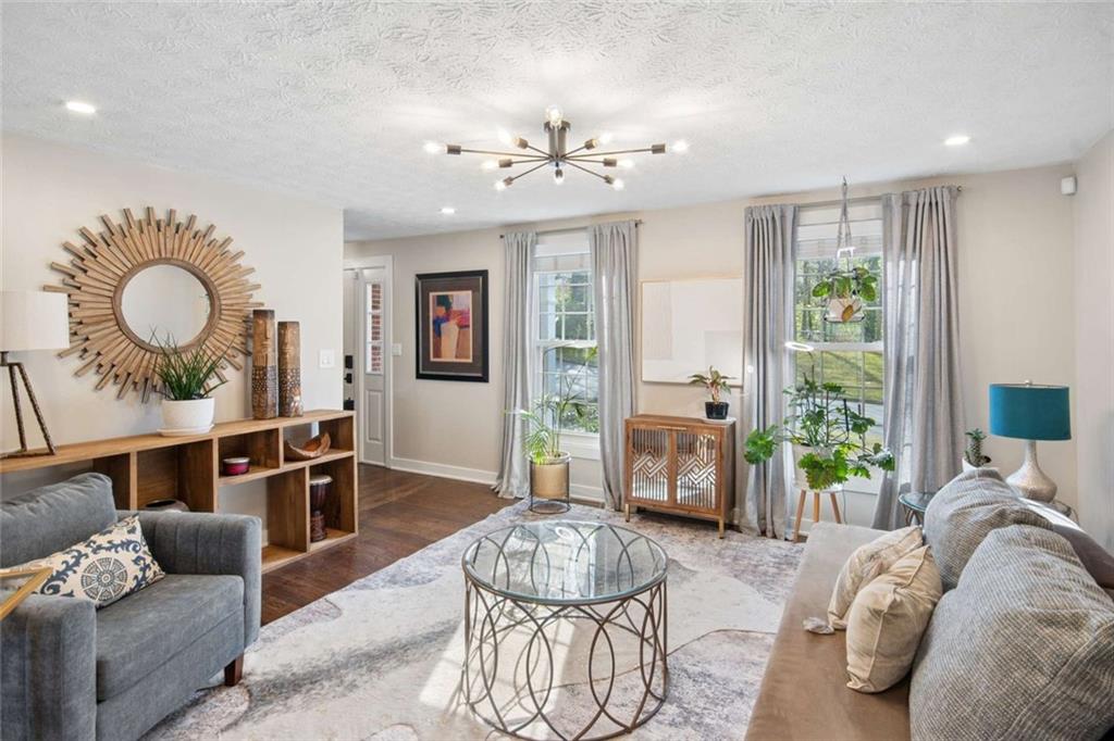 3504 Castlehill Court