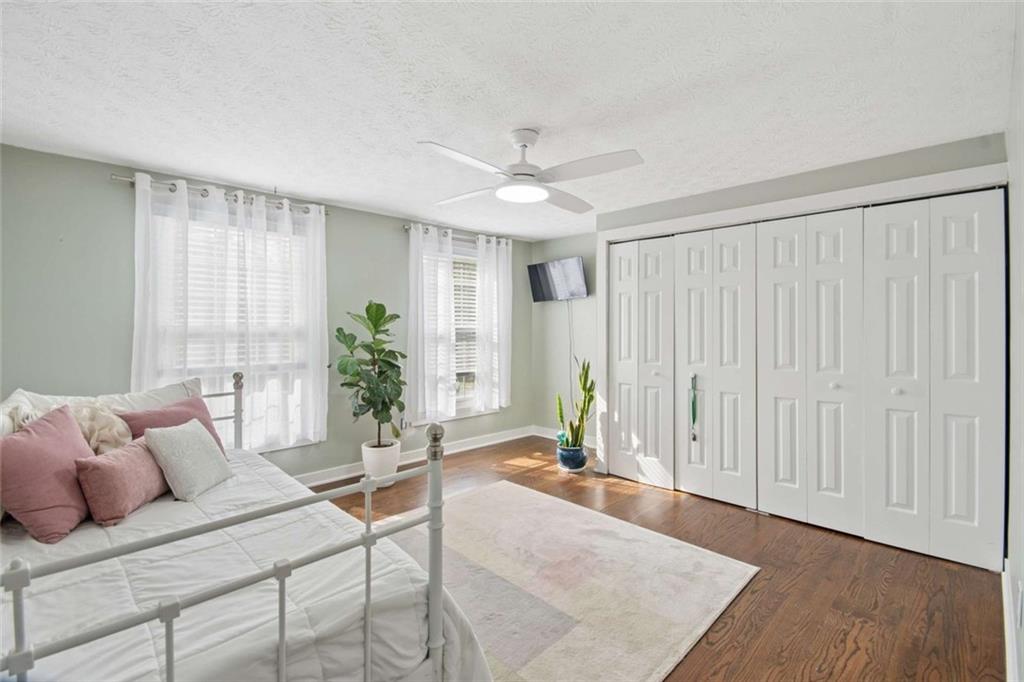 3504 Castlehill Court