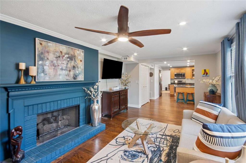 3504 Castlehill Court