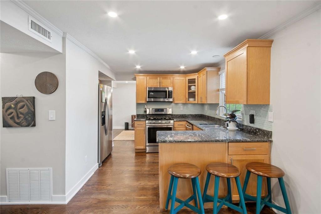 3504 Castlehill Court